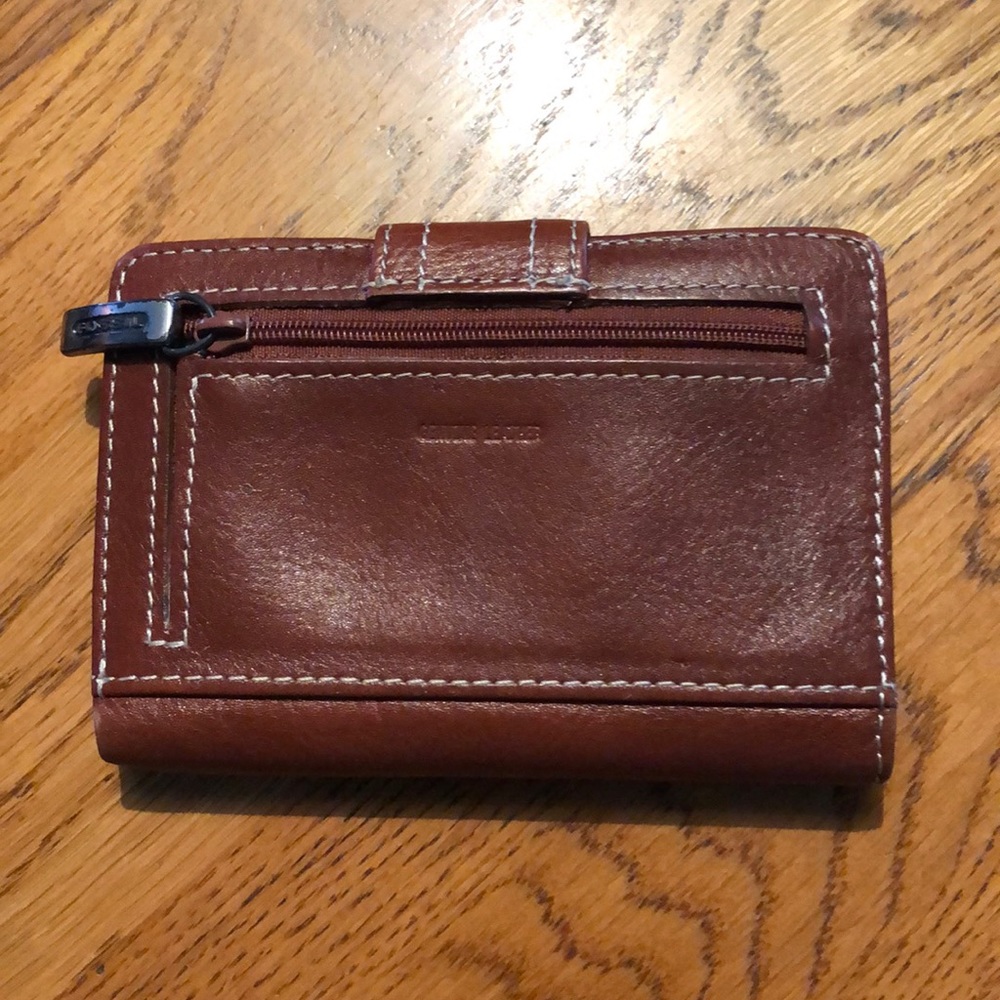 Fossil wallet - Picture 2 of 3